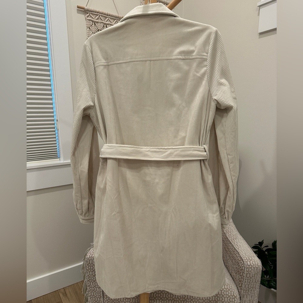 Pink Lily Cream Corduroy Belted Trench Coat Size L New Without Tags NWOT - Picture 3 of 5